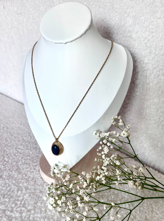 Collier JADE